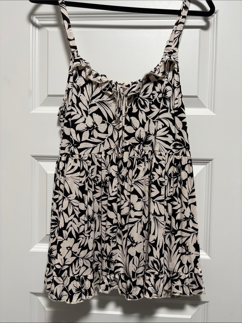Black & Cream Floral Tie-Front Spaghetti Strap Women's Top